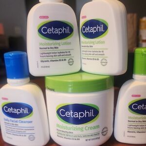 Cetaphil Moisturizing Cream - White and Green